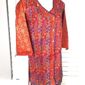 New Pakistani red summer lawn kurti embroidered ,fancy pearls sz Large